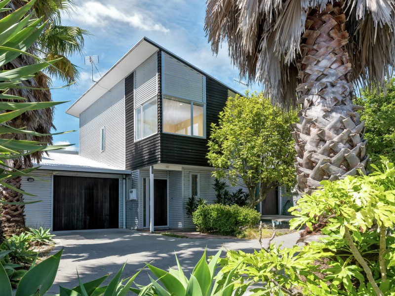 Residential  Mixed Housing Urban Zone