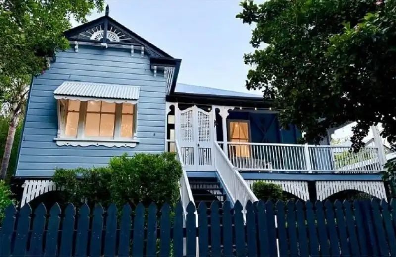 CHARACTER HOUSING MIXED DENSITY