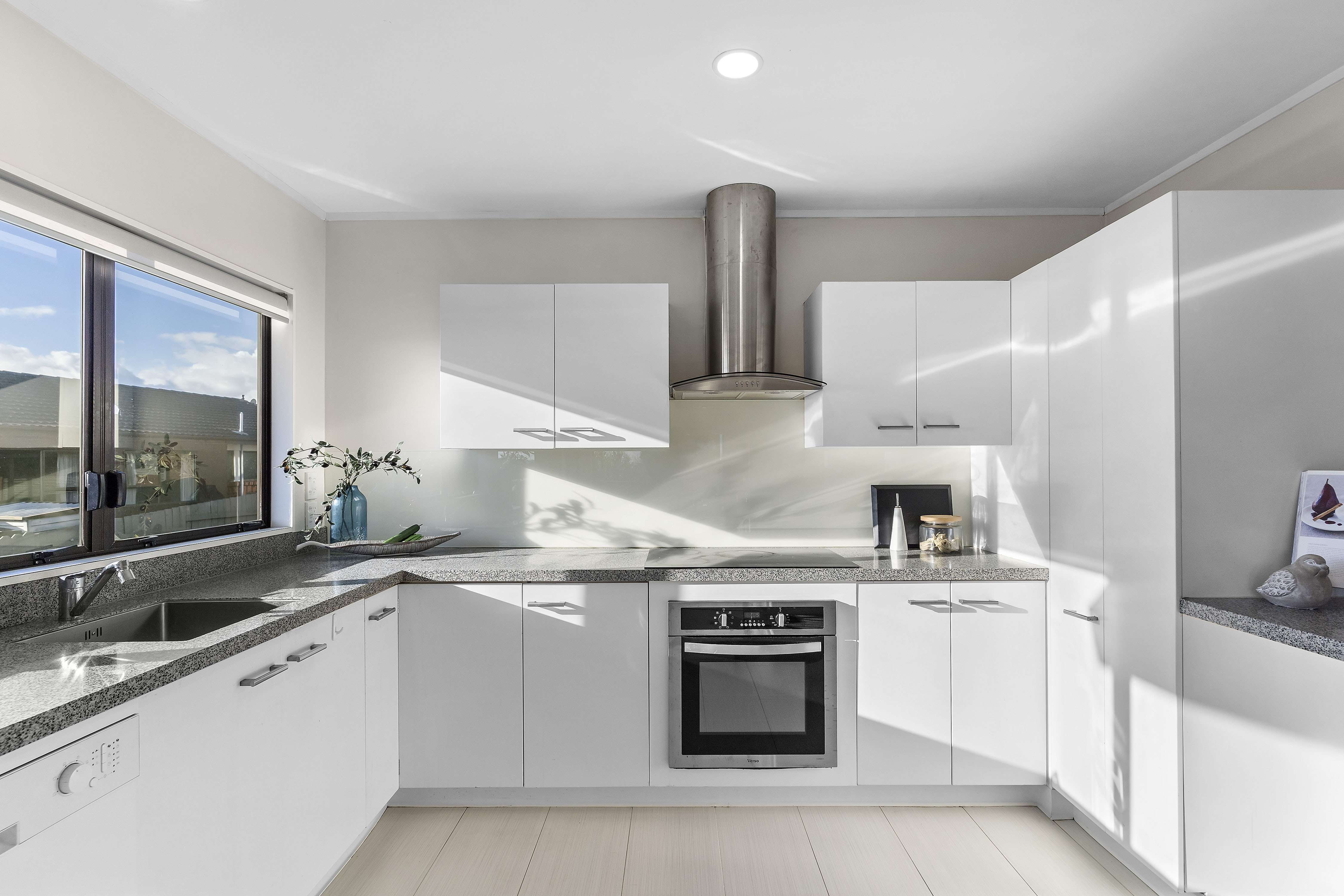 21 Venus Place, Half Moon Bay, Manukau City, 4 ਕਮਰੇ, 2 ਬਾਥਰੂਮ, House