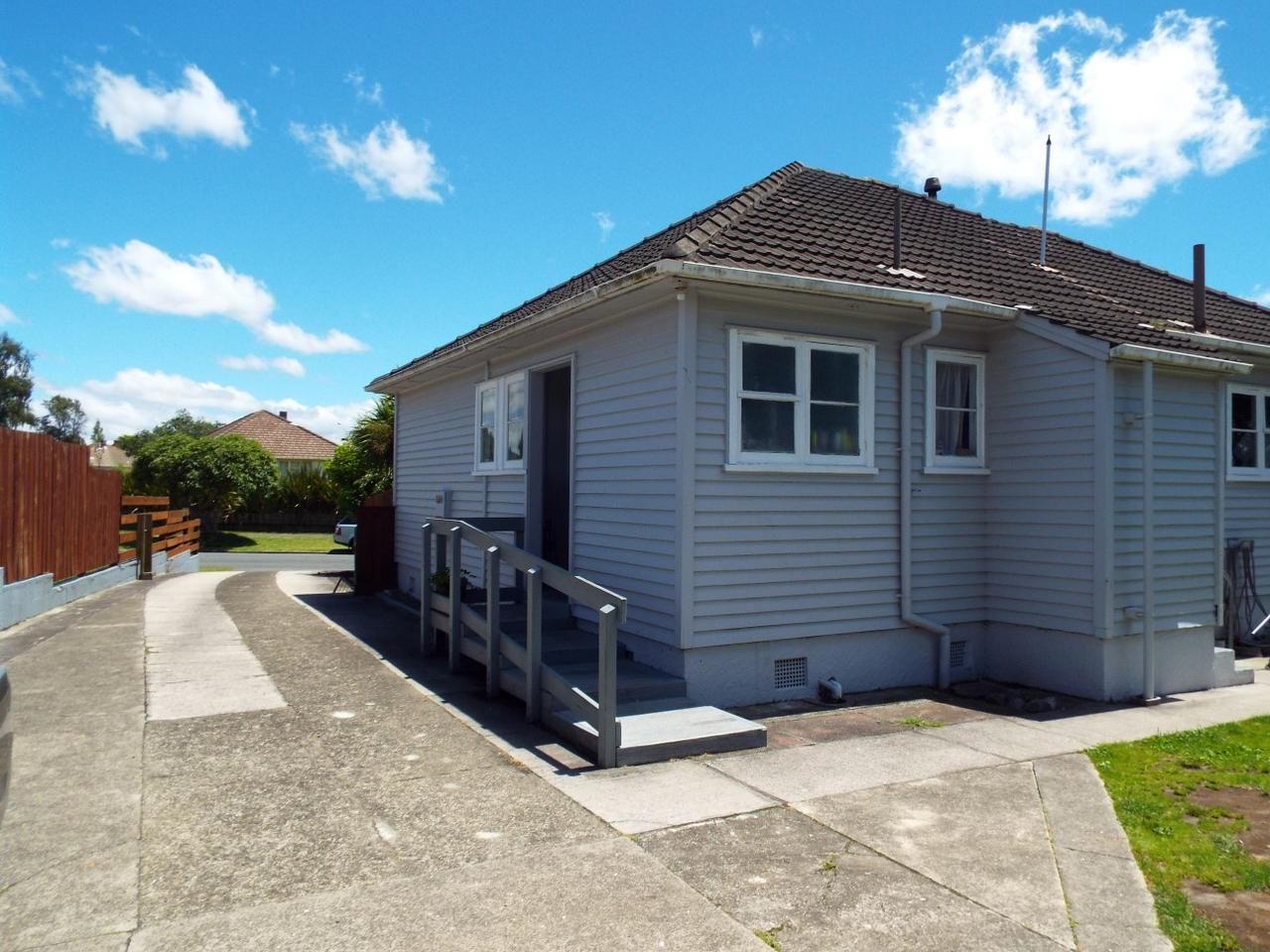 40 Clinkard Avenue, Glenholme