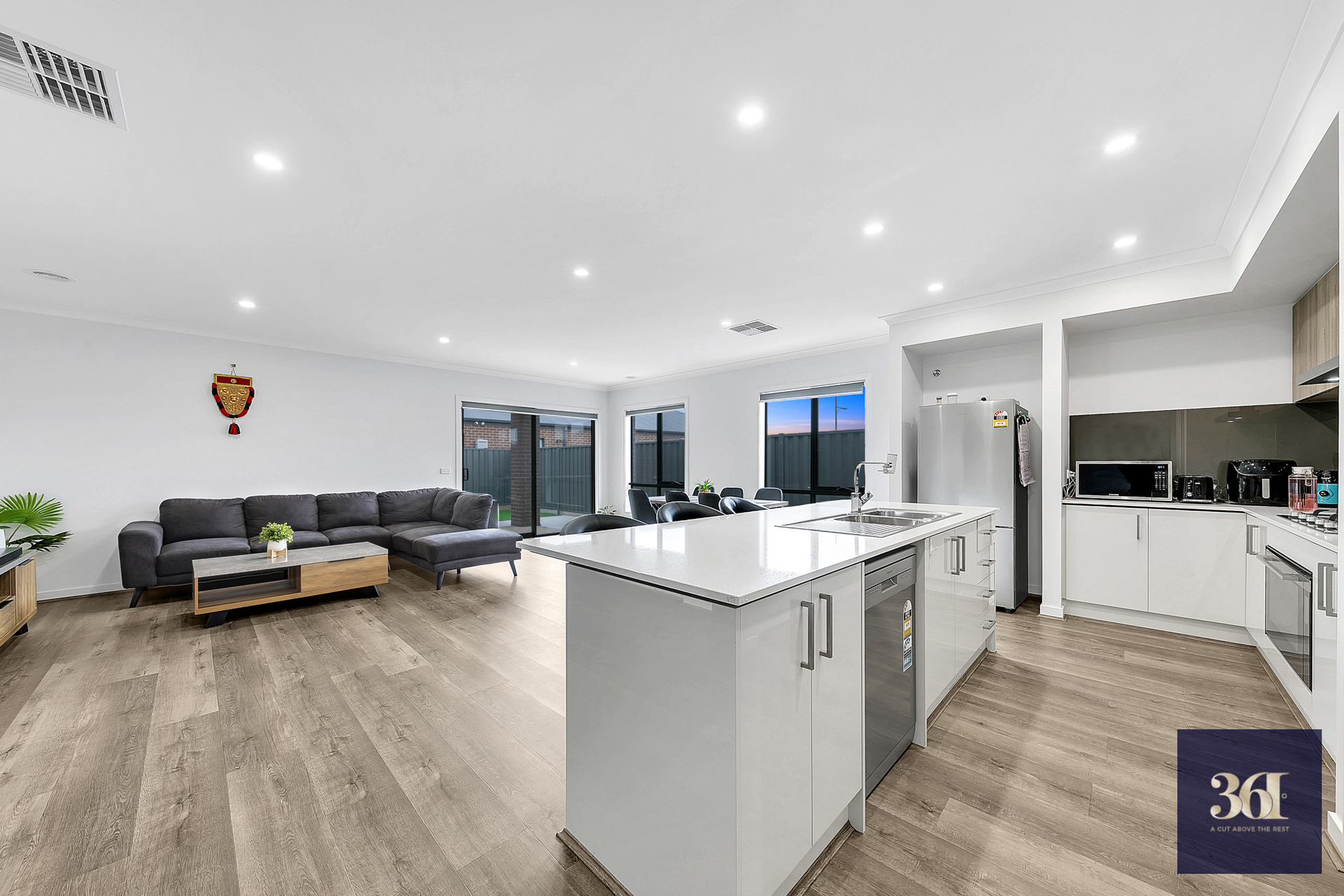 10 SALTAIRE DR, Strathtulloh, North West Melbourne, 0 ห้องนอน, 0 ห้องน้ำ, House