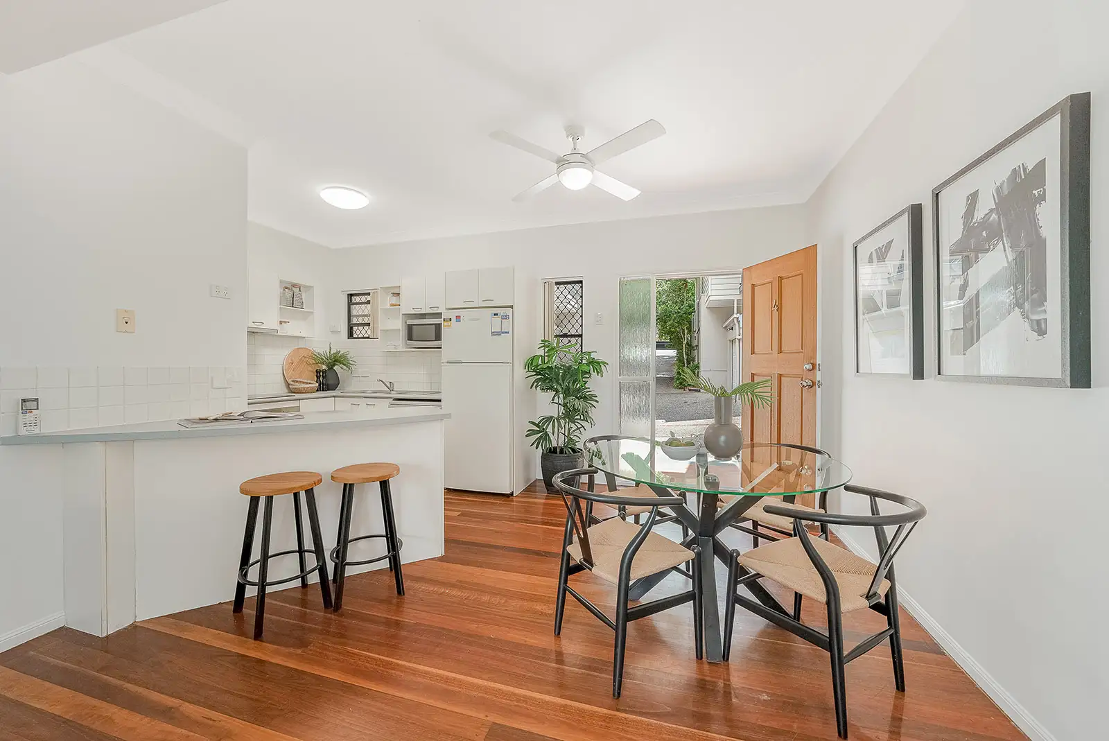 UNIT 4 50 WARREN ST, St Lucia, Brisbane Western Region, 0 ਕਮਰੇ, 0 ਬਾਥਰੂਮ, Townhouse