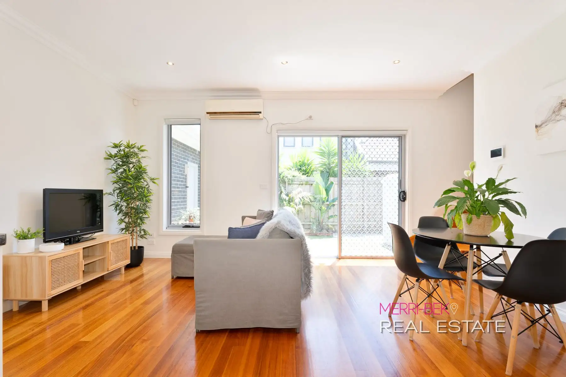 UNIT 4 58 VIEW ST, Pascoe Vale, North Melbourne, 0房, 0浴, Townhouse