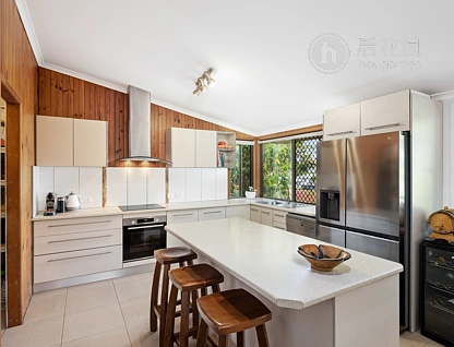 10 TIMBARRA CR, JINDALEE QLD 4074, 3房, 1浴, House
