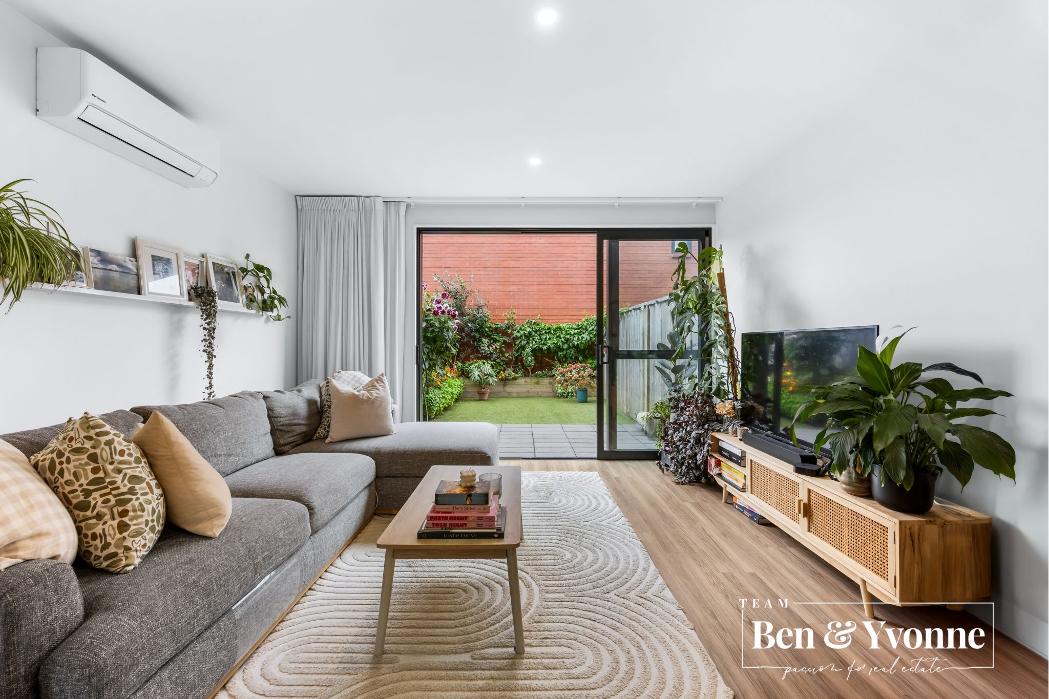 34d Coral Crescent, Panmure, Auckland City, 2 Bedrooms, 1 Bathrooms, Townhouse