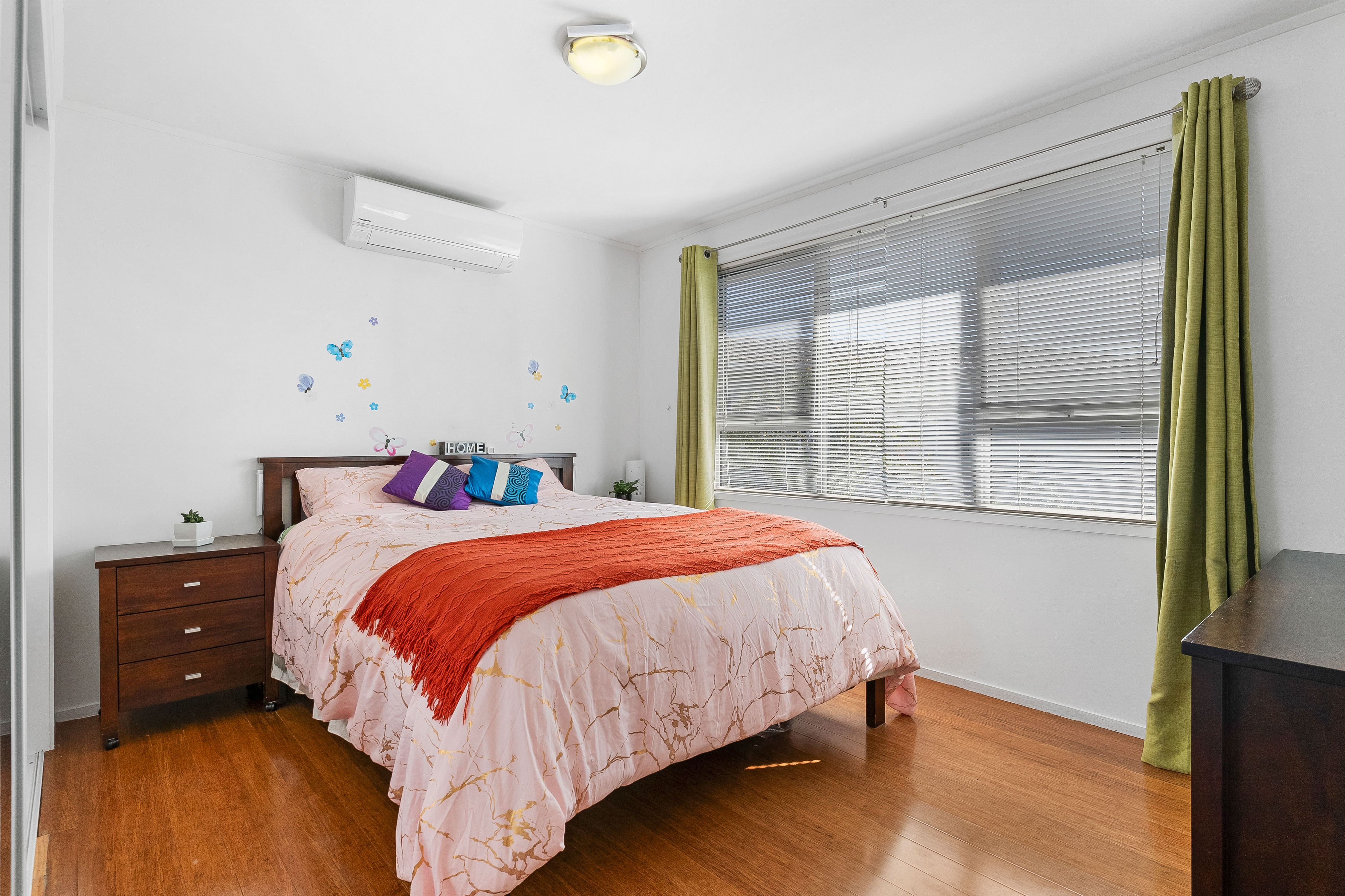 21 Celeste Place, Totara Vale, Auckland - North Shore, 3 Bedrooms, 1 Bathrooms, House