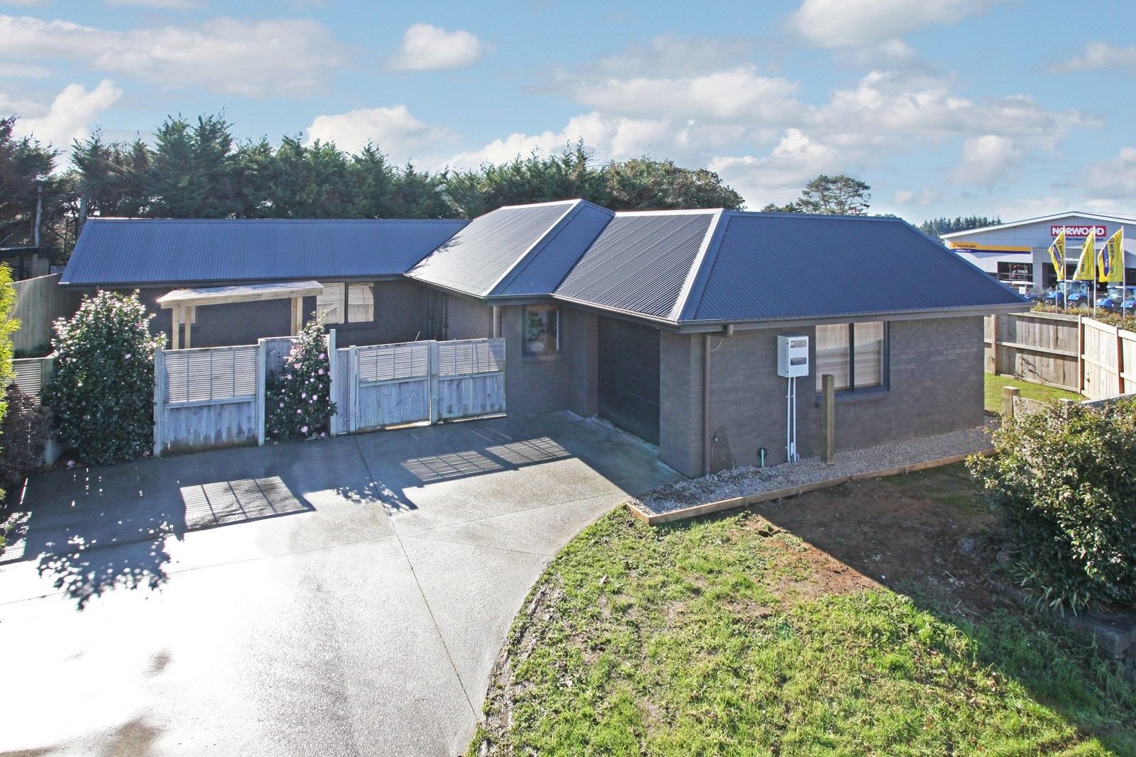 Residential  Single House Zone
