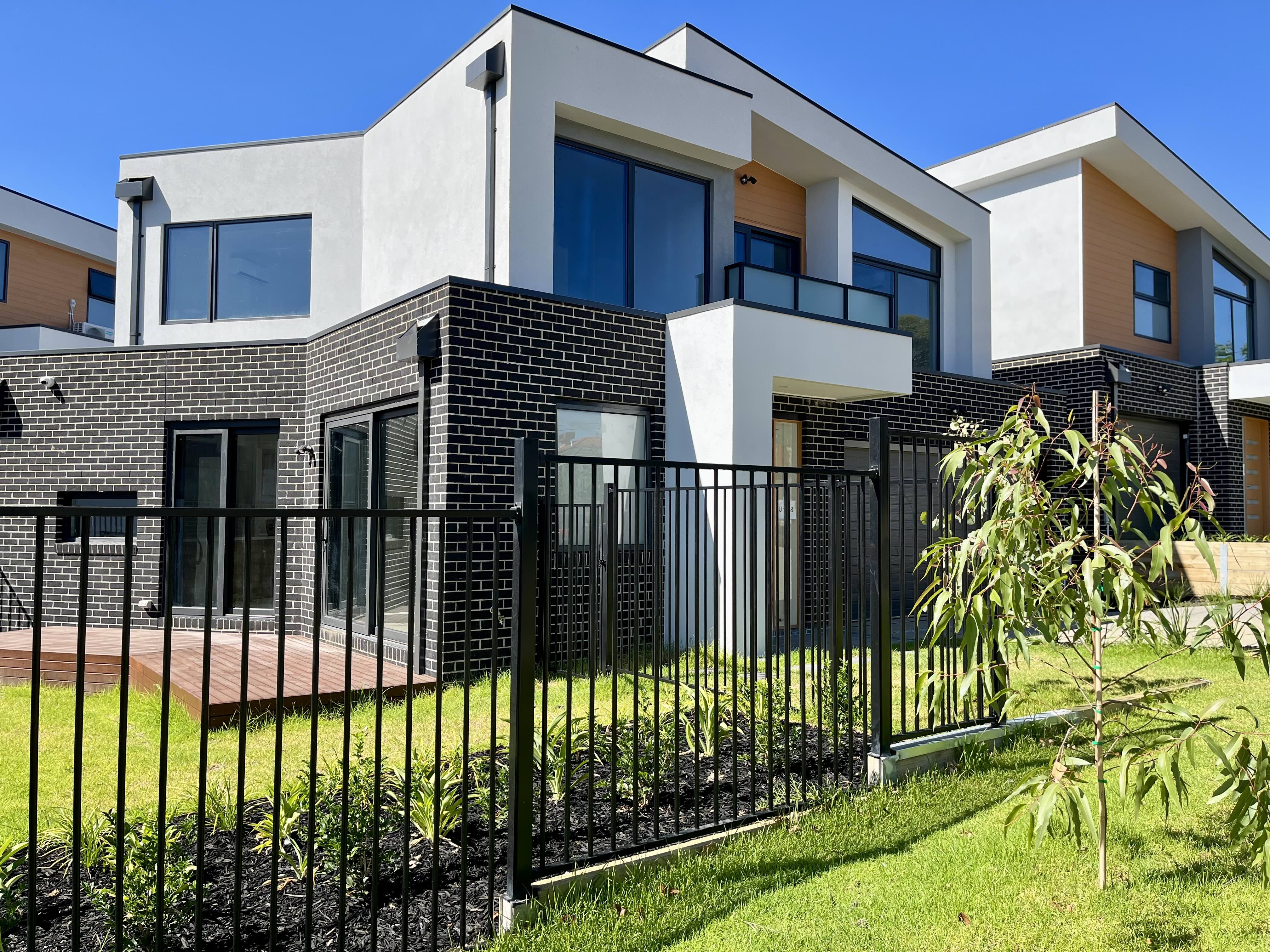 2-4 SCAMMELL CL, Mount Waverley, East Melbourne, 0房, 0浴, Townhouse