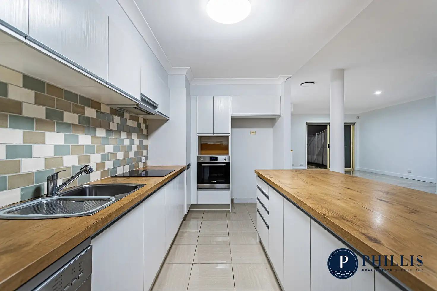 MAGNOLIA GARDENS NORTH 8121 MAGNOLIA GARDENS CT, Hope Island, Gold Coast, 0 Kuwarto, 0 Banyo, Townhouse