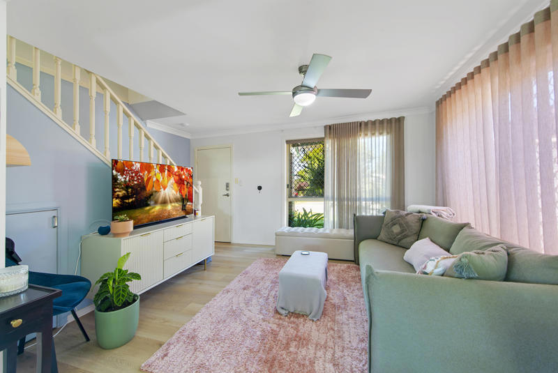 UNIT 10 33 GOVERNMENT RD, LABRADOR QLD 4215, 0 Bedrooms, 0 Bathrooms, Townhouse