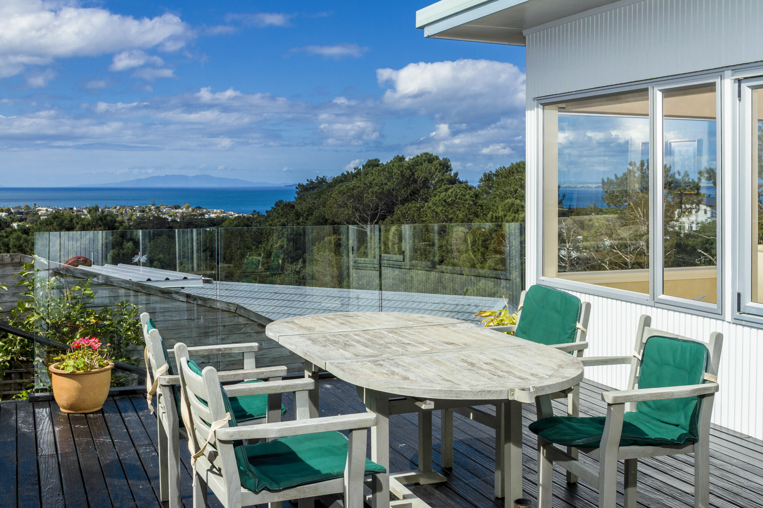 1/5 Dalmeny Close, Murrays Bay, North Shore City, 3 રૂમ, 0 બાથરૂમ, House