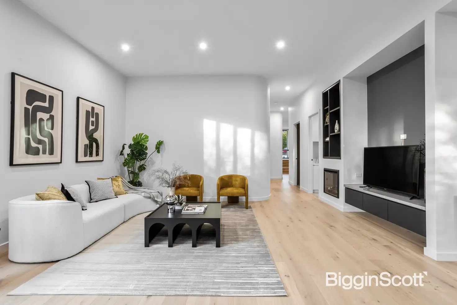 35 WETHERBY RD, DONCASTER VIC 3108, 0 Kuwarto, 0 Banyo, House