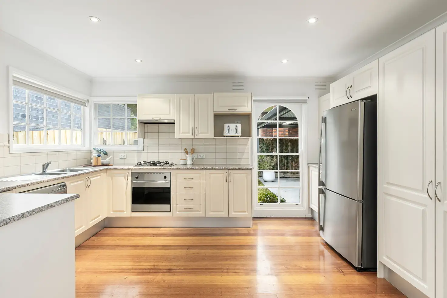 Unit 1/2 SIMPSON ROAD, FERNTREE GULLY, 0 침실, 0 욕실, Unit