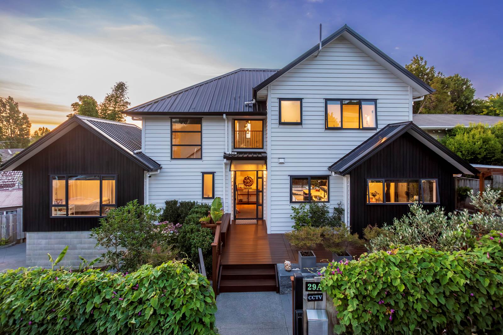 29a Arrow Road, Forrest Hill, North Shore City, 5 Kuwarto, 3 Banyo, House