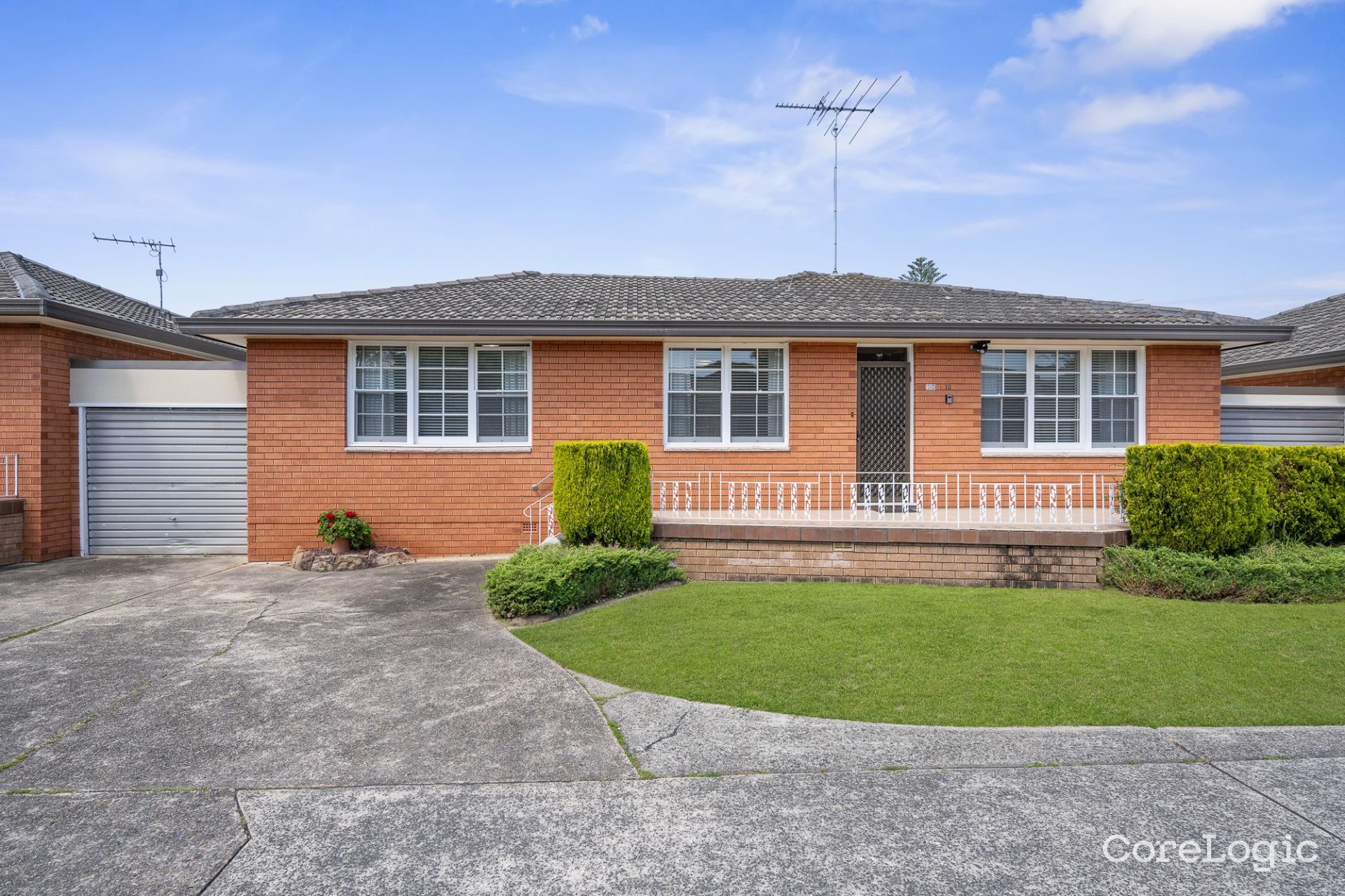 UNIT 10 213-215 PENSHURST ST, Beverly Hills, South Western Suburbs, 0 rūma, 0 rūma horoi, House