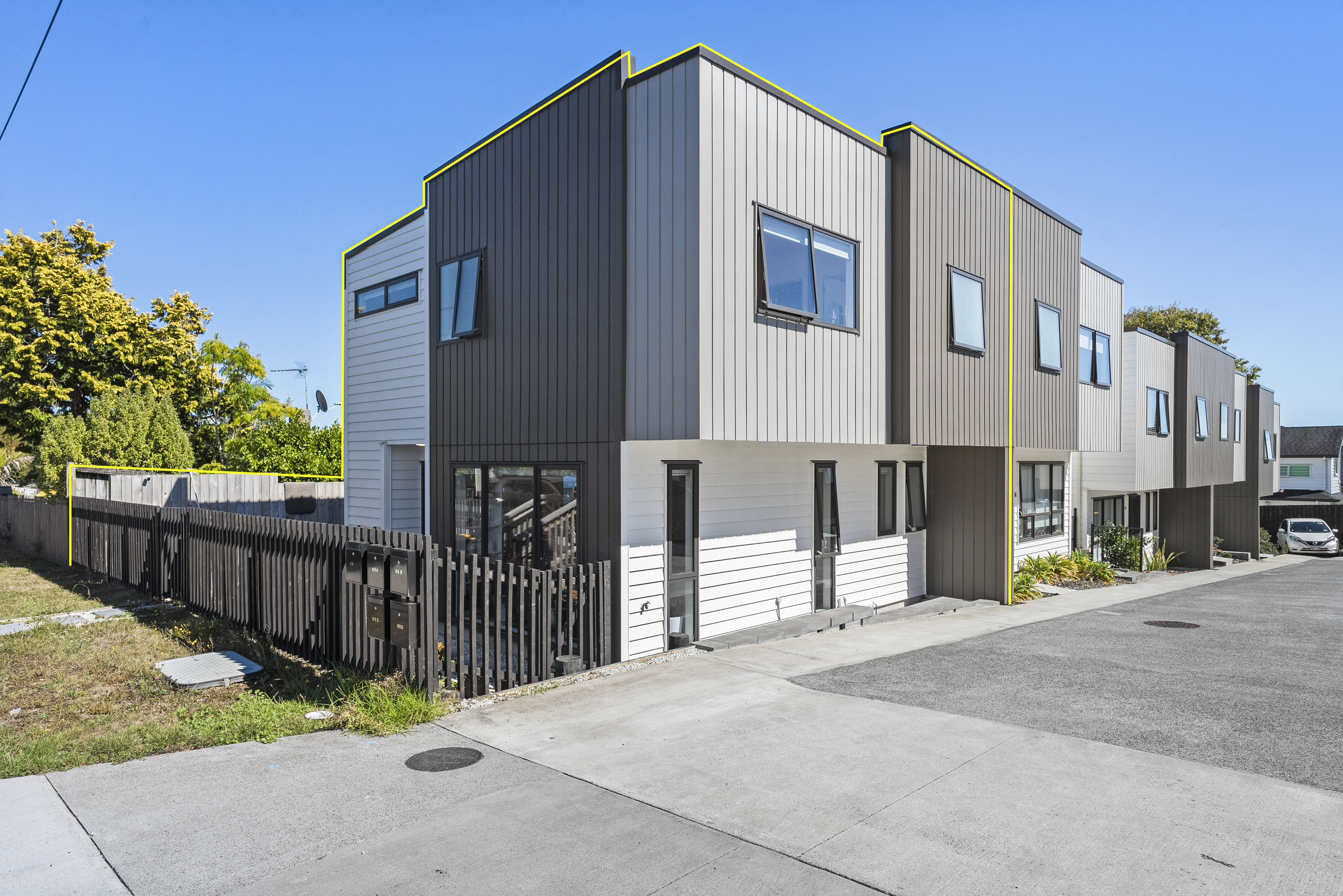 88 Sylvan Crescent, Te Atatu South, Waitakere City, 3 Bedrooms, 2 Bathrooms, House
