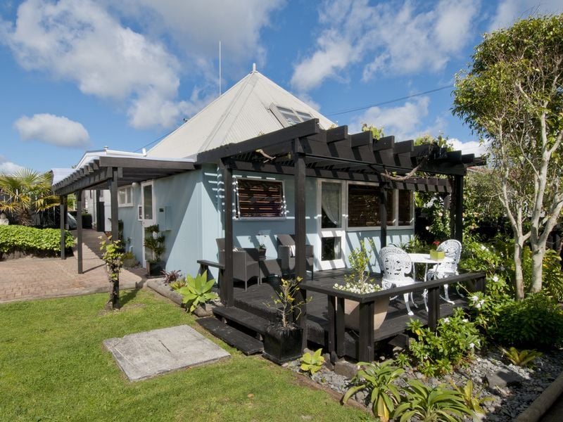 240a Papamoa Beach Road, Papamoa
