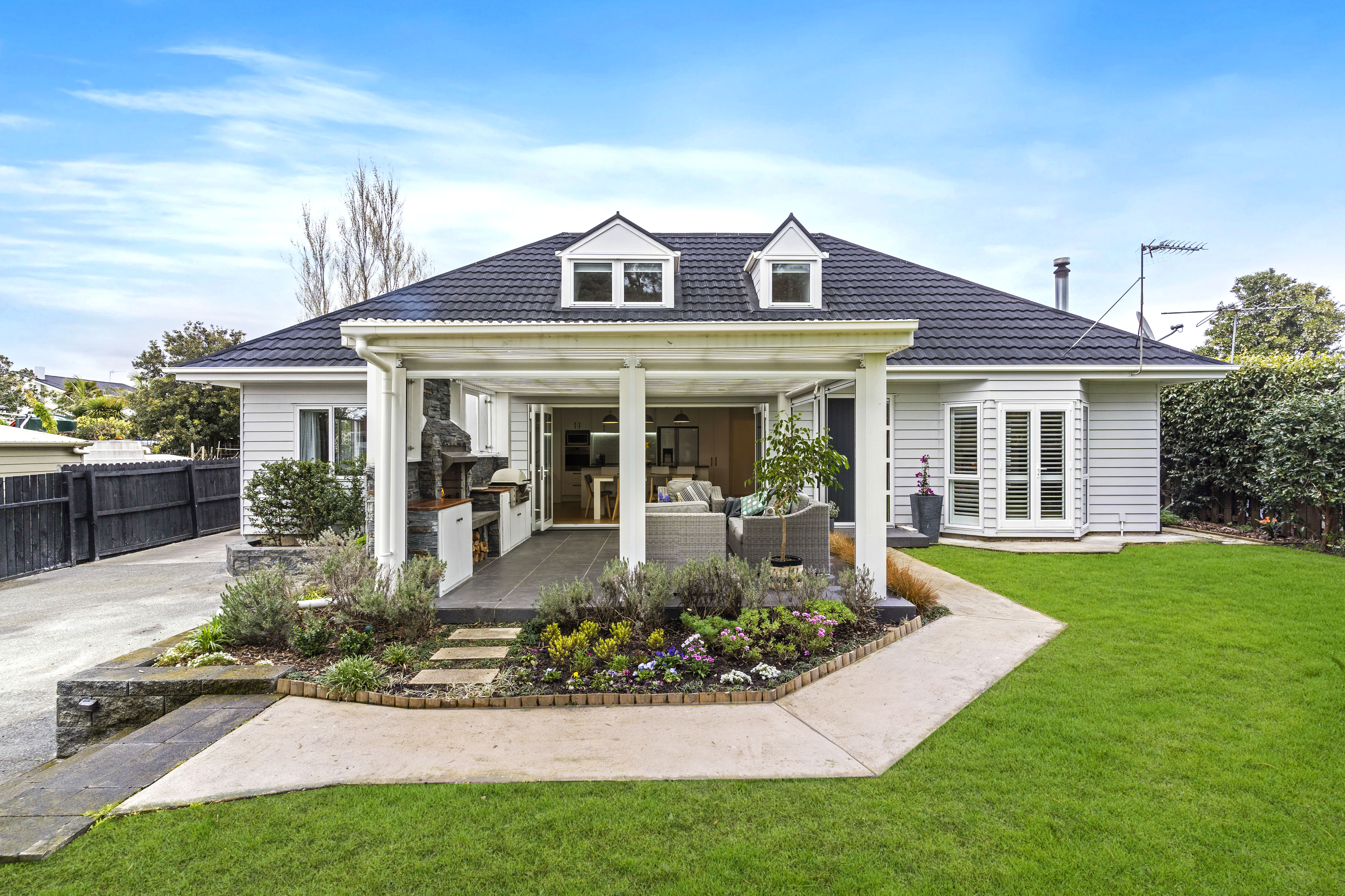 Residential  Single House Zone