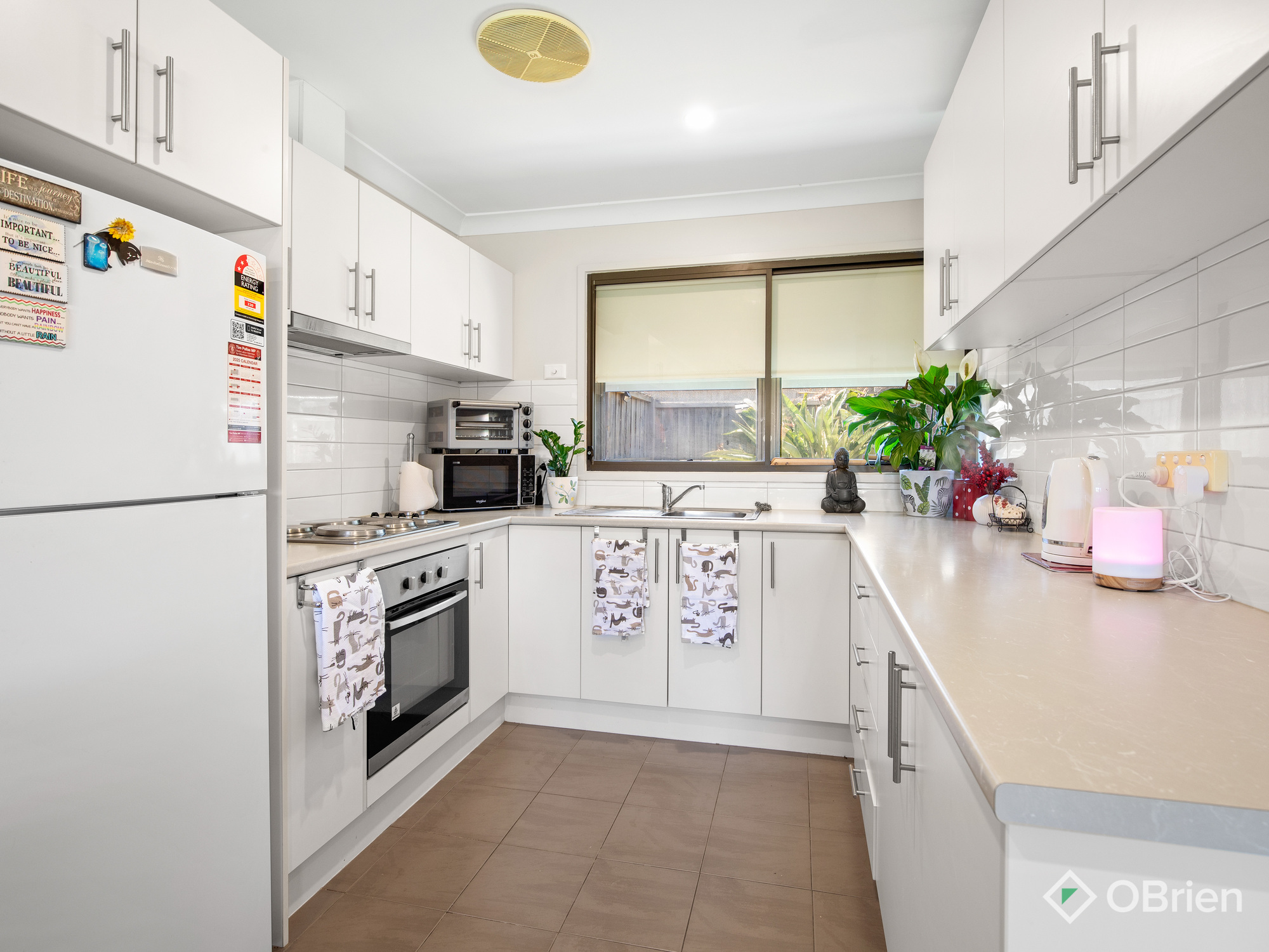 UNIT 18 18-20 GLEN ST, Werribee, South West Melbourne, 0 Kuwarto, 0 Banyo, Unit