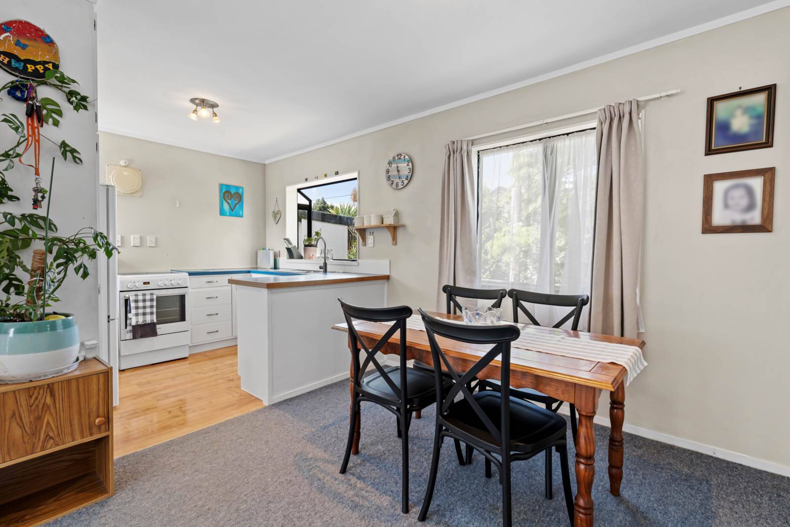 2/4 Leven Lane, Totara Heights, Manukau City, 3 침실, 1 욕실, House