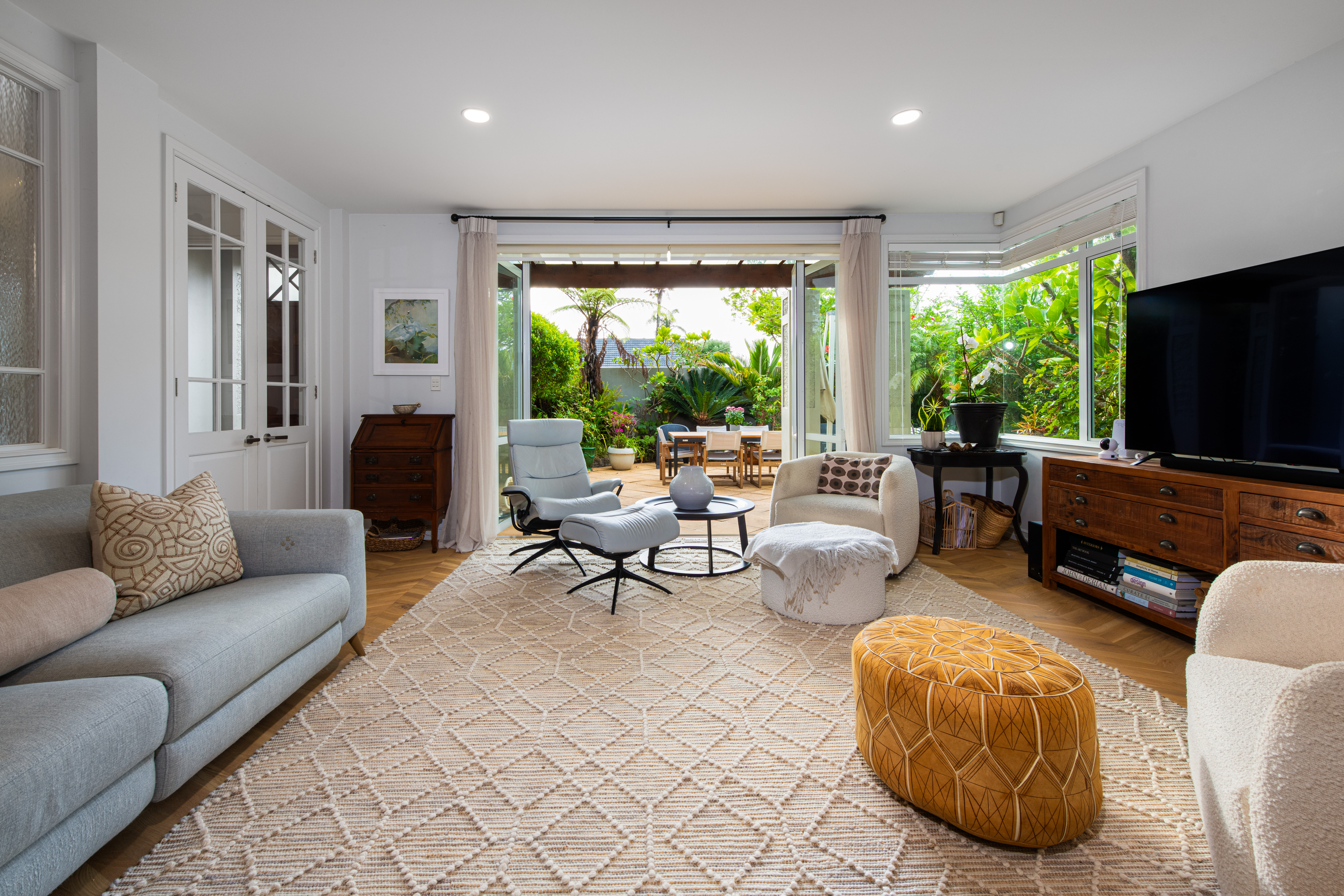 15a Ocean View Road, Milford, North Shore City, 5 침실, 2 욕실, House
