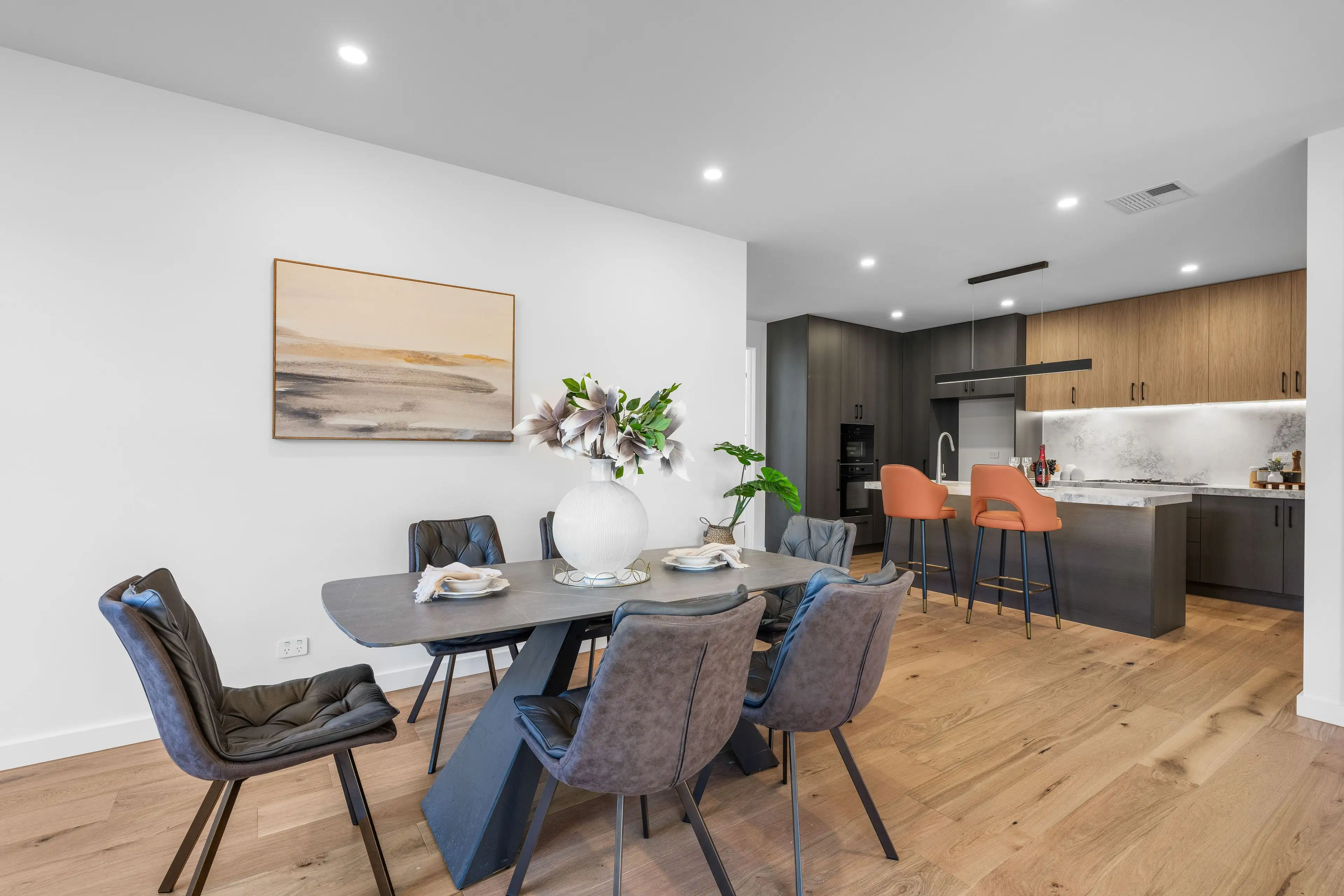 56 MIDLOTHIAN ST, Malvern East, Inner East Melbourne, 0 Kuwarto, 0 Banyo, Townhouse