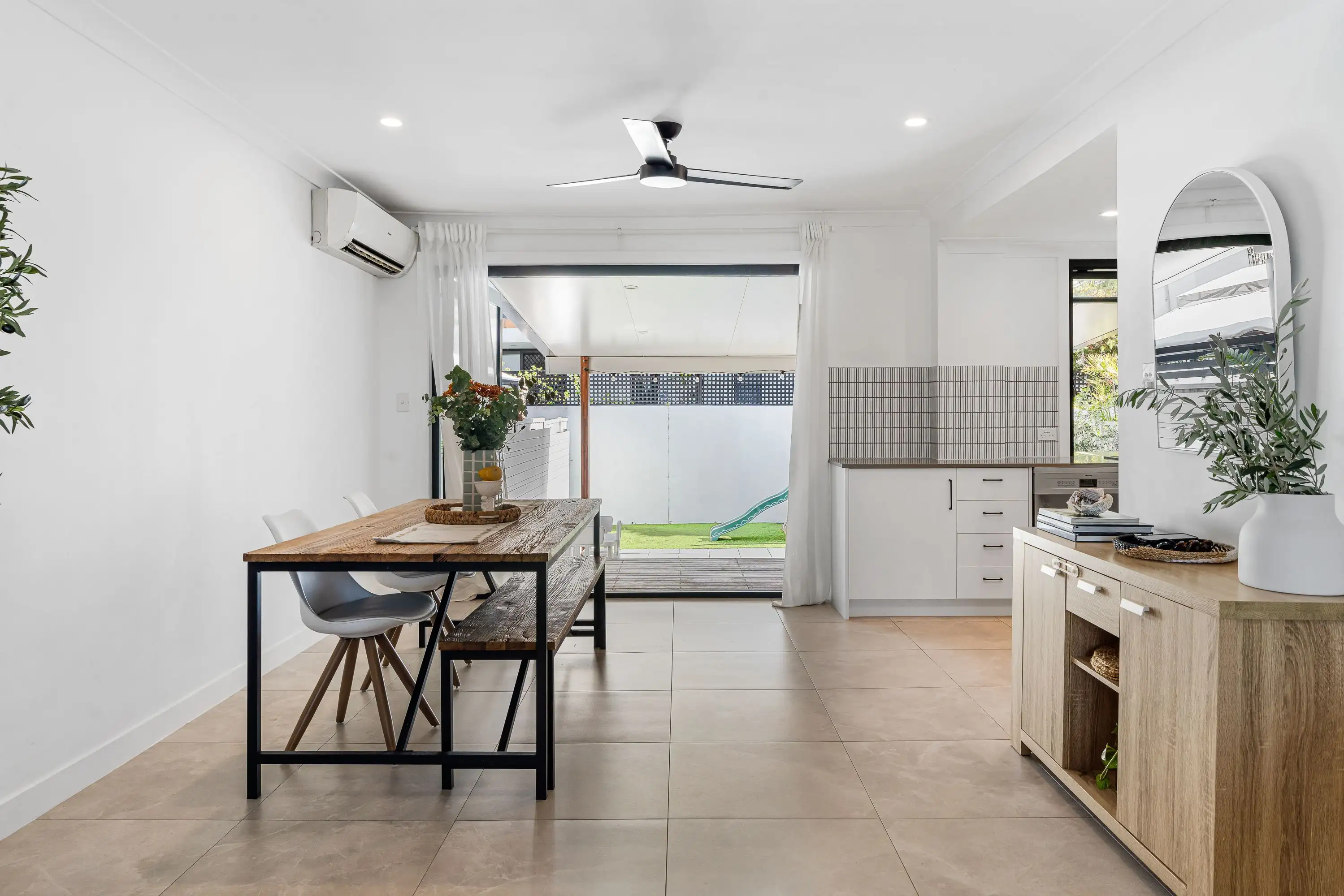 BENWAY LODGE UNIT 27 2-34 KARBUNYA ST, Mermaid Waters, Gold Coast, 0 Bedrooms, 0 Bathrooms, Townhouse