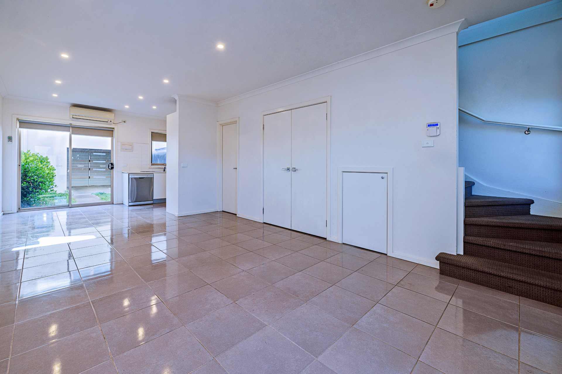 UNIT 8 2 ROCKGARDEN DR, Truganina, South West Melbourne, 0 chambres, 0 salles de bain, Townhouse