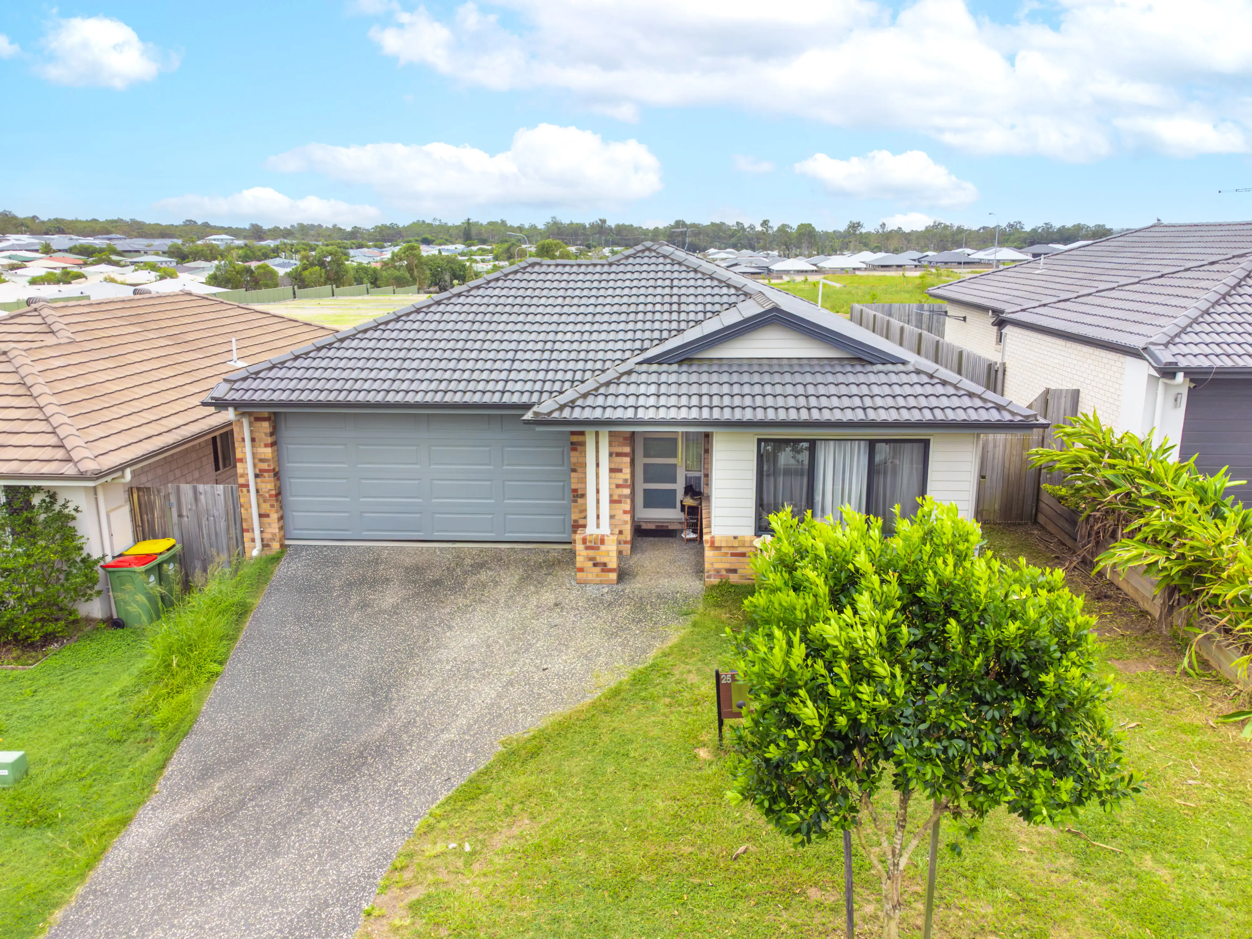 25 MOUNT GREVILLE WAY, PARK RIDGE QLD 4125, 0 침실, 0 욕실, House