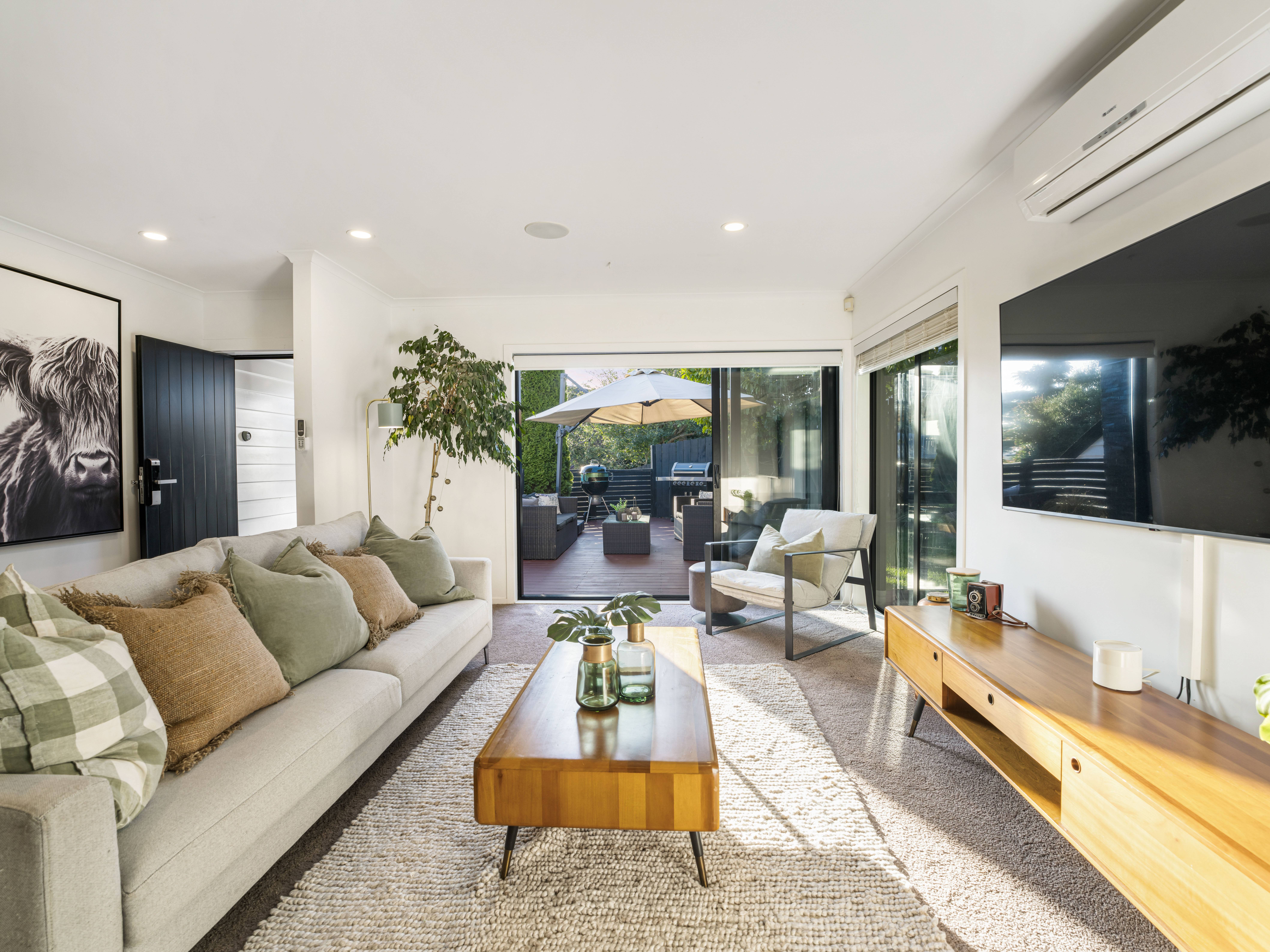 2/12 Mccahill Views, Botany Downs, Manukau City, 3 ห้องนอน, 0 ห้องน้ำ, House