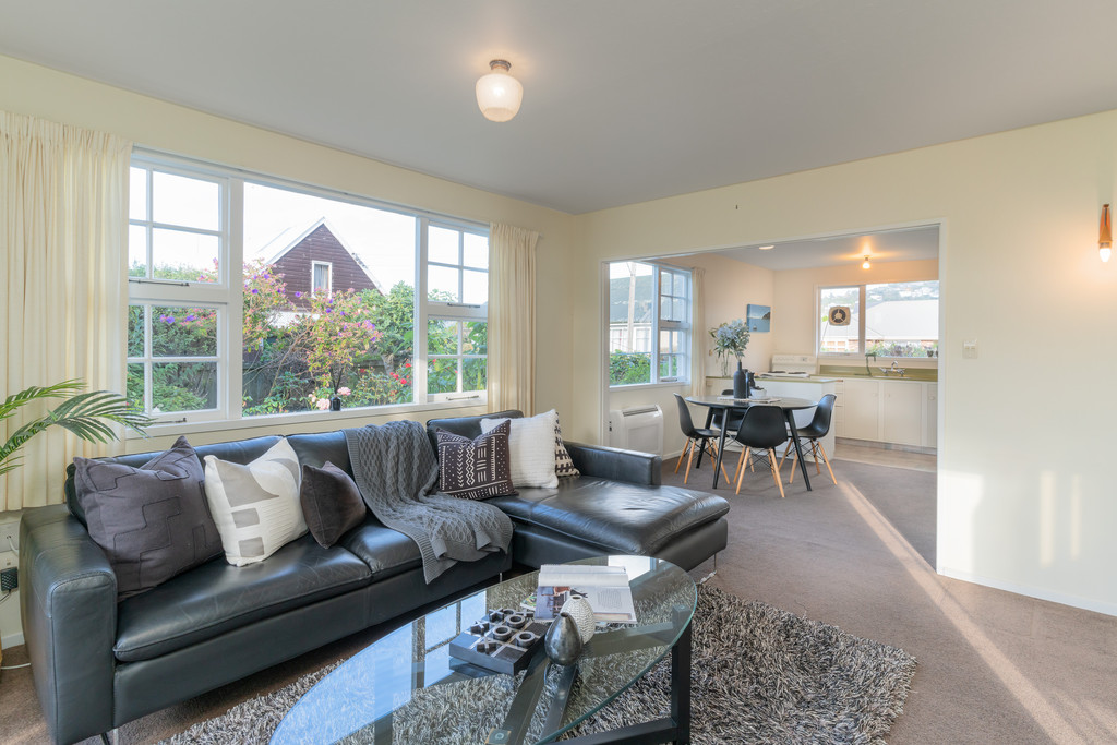 2/73 Main Road, Redcliffs, Christchurch City, 2 ਕਮਰੇ, 0 ਬਾਥਰੂਮ