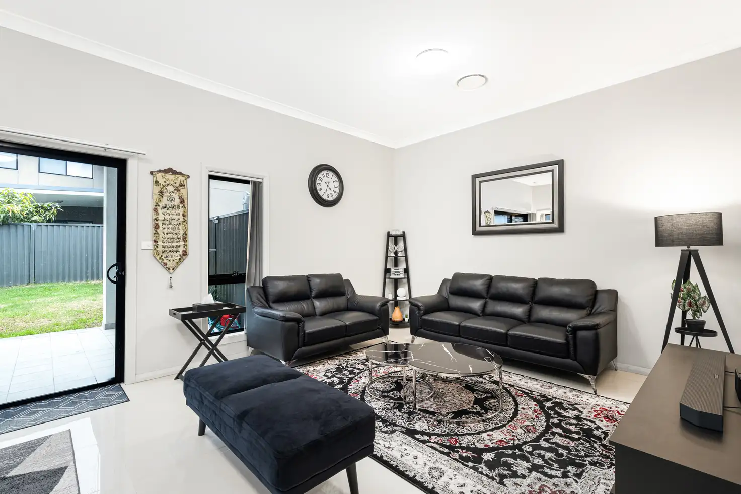 UNIT 1 98 NEWTON RD, Blacktown, Western Suburbs, 0 ห้องนอน, 0 ห้องน้ำ, Townhouse