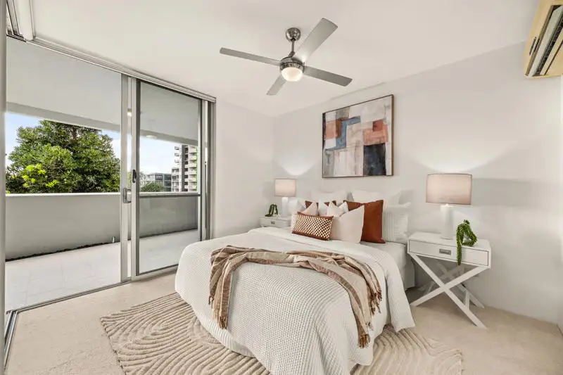UNIT 72 37 DUNCAN ST, West End, Brisbane - Inner City Region, 0 Bedrooms, 0 Bathrooms, House