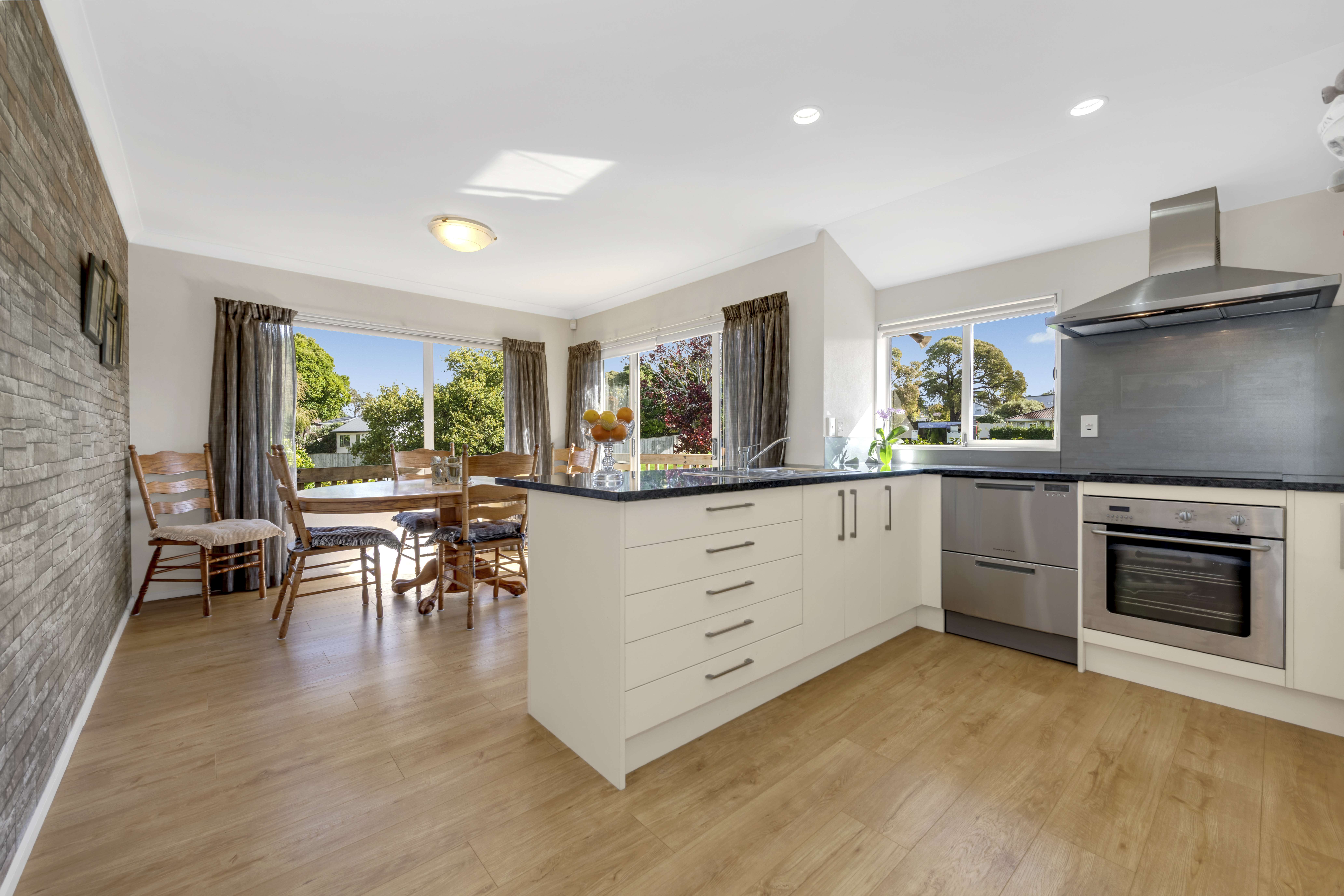 24a Orinda Close, Botany Downs, Manukau City, 3房, 0浴, House