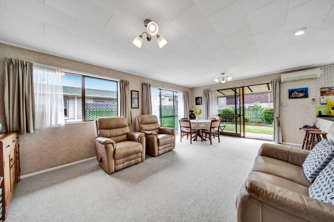 13a Karamu Street, Strandon, New Plymouth, 2 રૂમ, 1 બાથરૂમ
