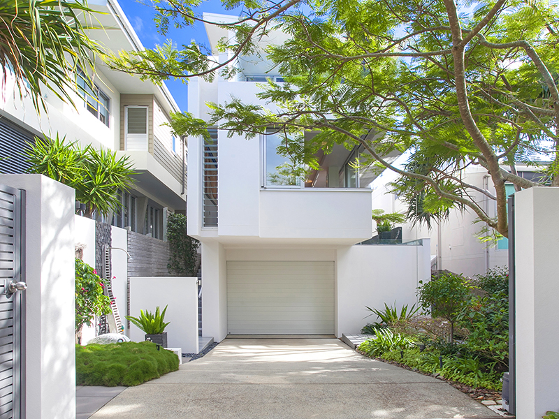 MEDIUM DENSITY RESIDENTIAL