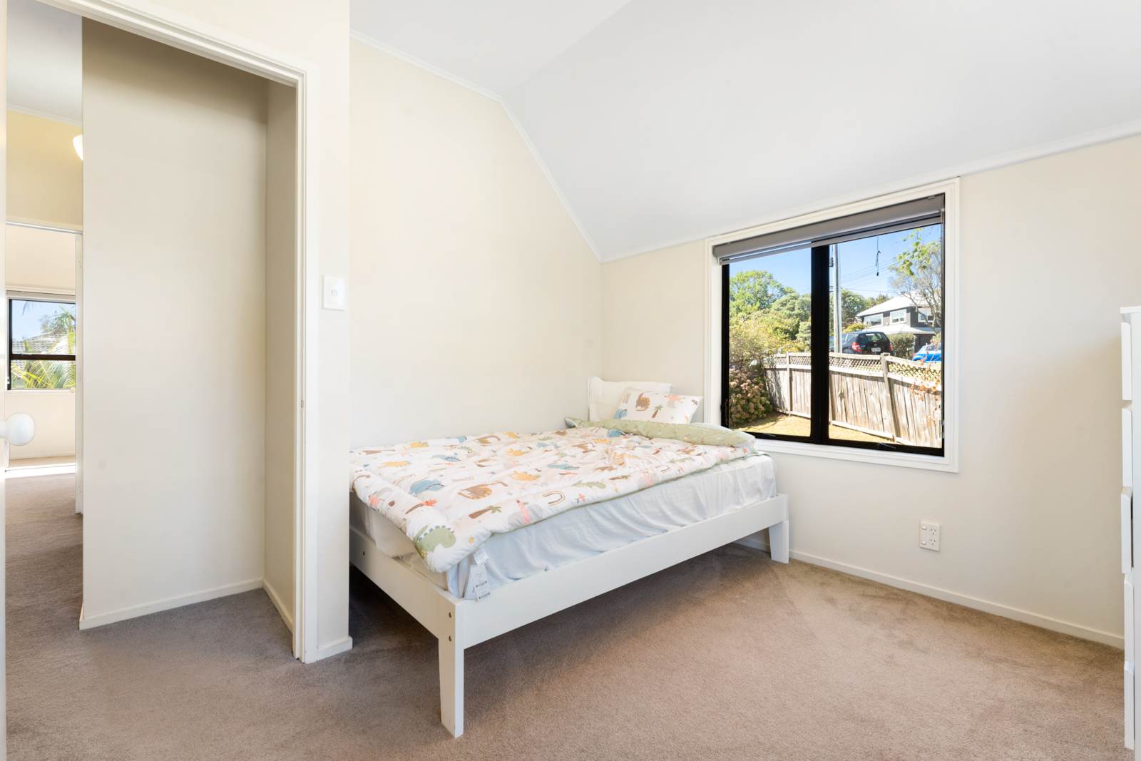 1/11 Brian Avenue, Forrest Hill, North Shore City, 3 Kuwarto, 1 Banyo, House