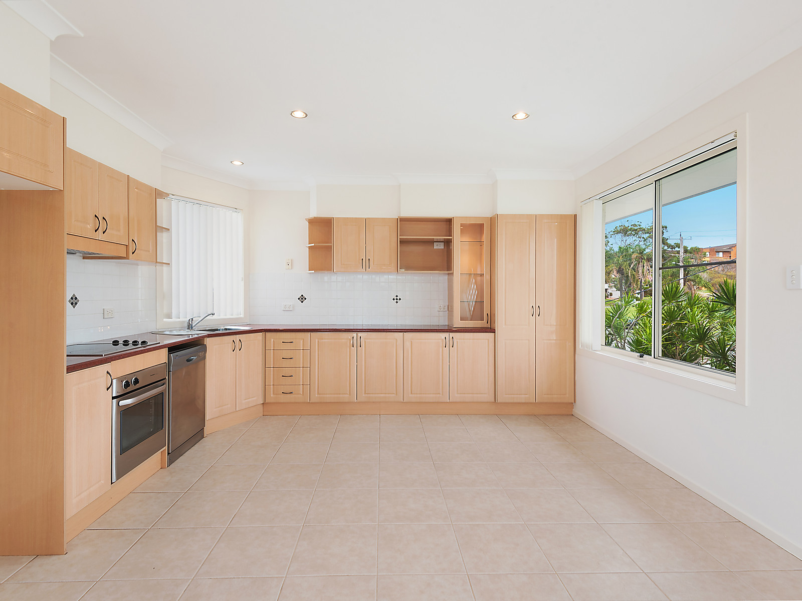 UNIT 1 4 GORE ST, Port Macquarie, North Coast, 0 રૂમ, 0 બાથરૂમ, Townhouse