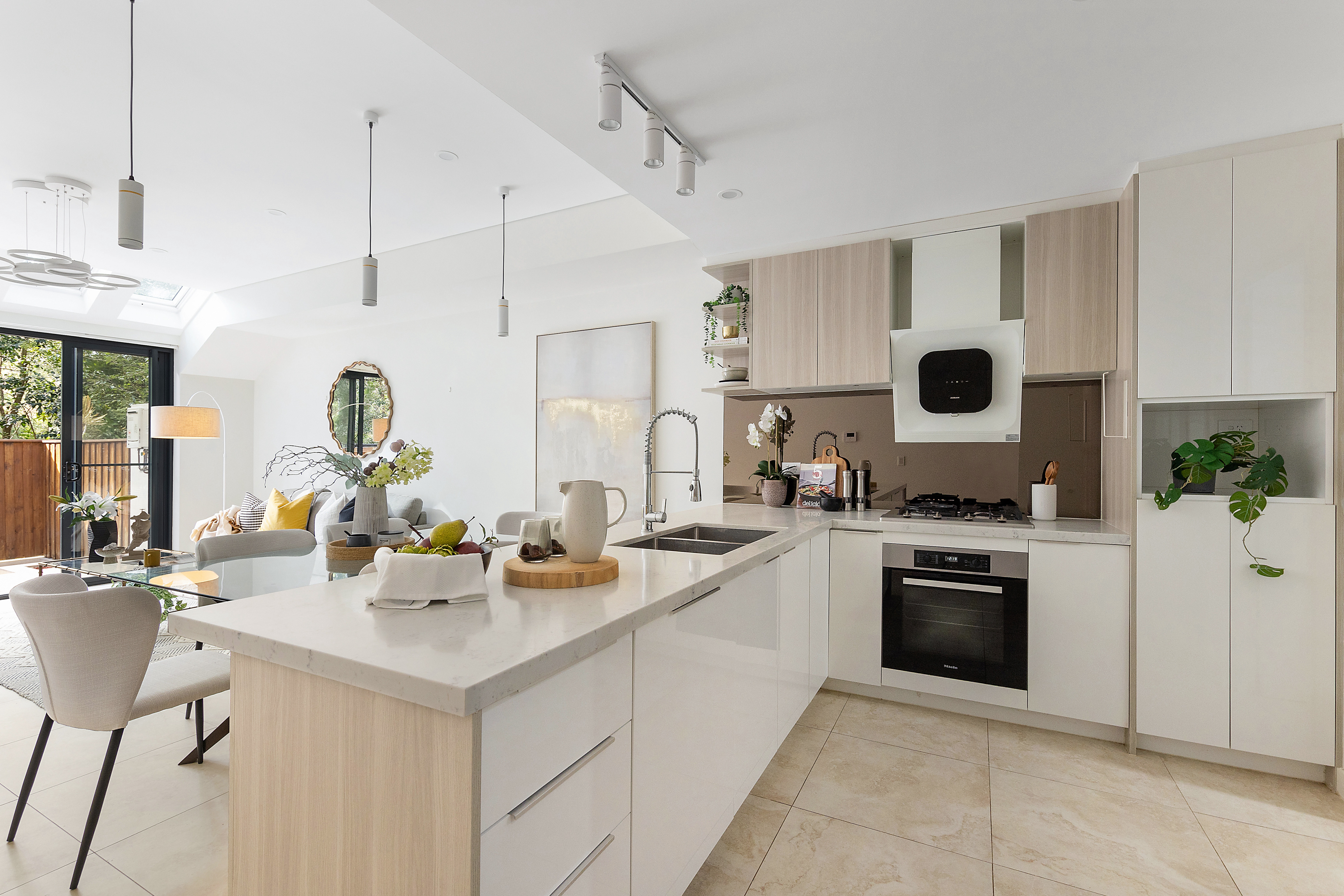 UNIT 8 6 FINLAY RD, Turramurra, Upper North Shore, 0 कमरे, 0 बाथरूम, Townhouse
