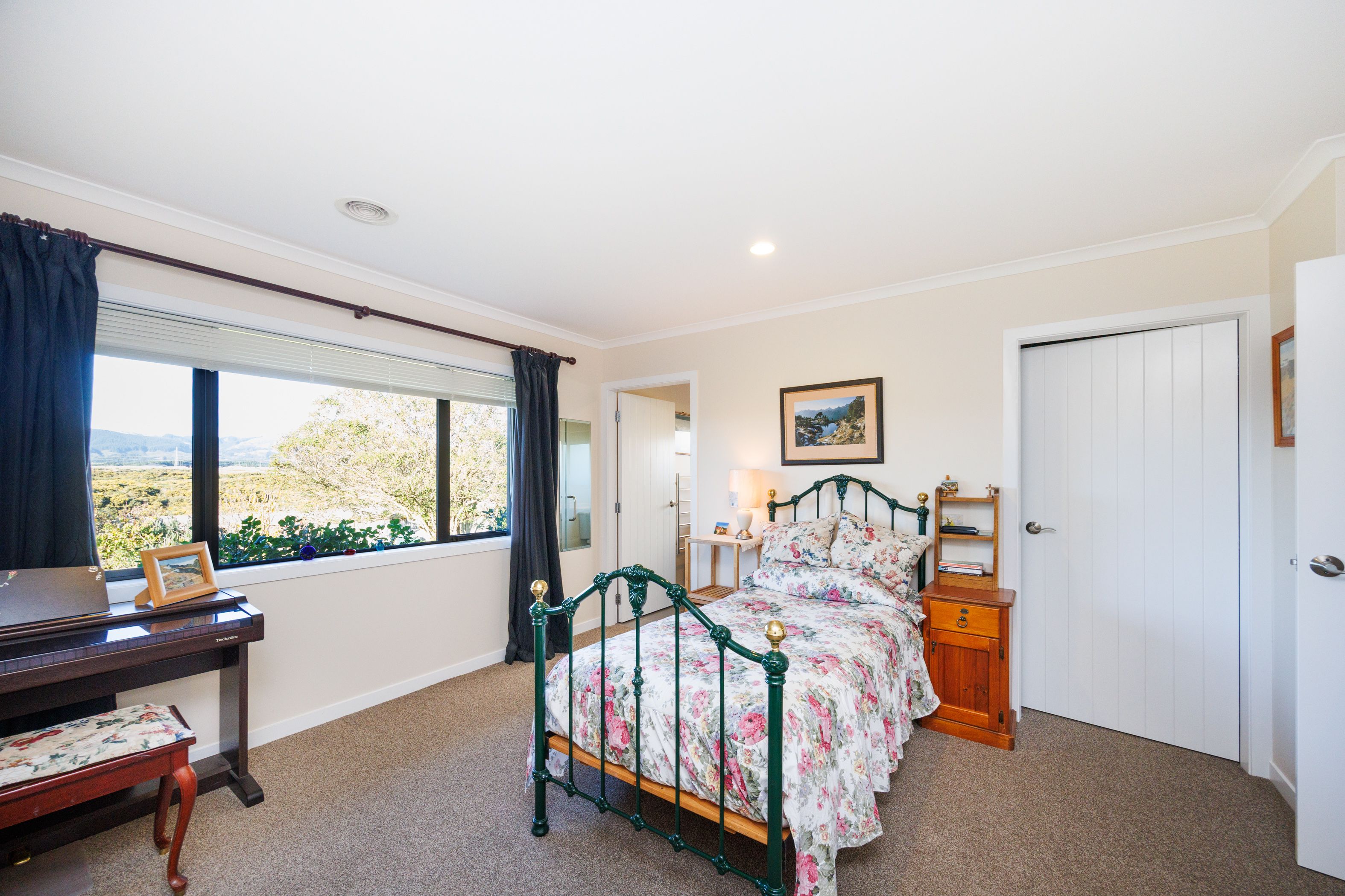 12 Ron Place, Fitzherbert, Palmerston North City, 3 rūma, 0 rūma horoi, House