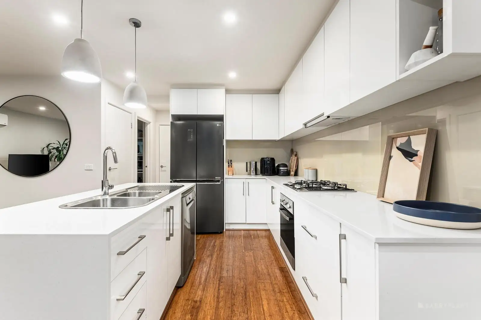 UNIT 2 15 GROVE ST, Eltham, East Melbourne, 0 ਕਮਰੇ, 0 ਬਾਥਰੂਮ, Townhouse