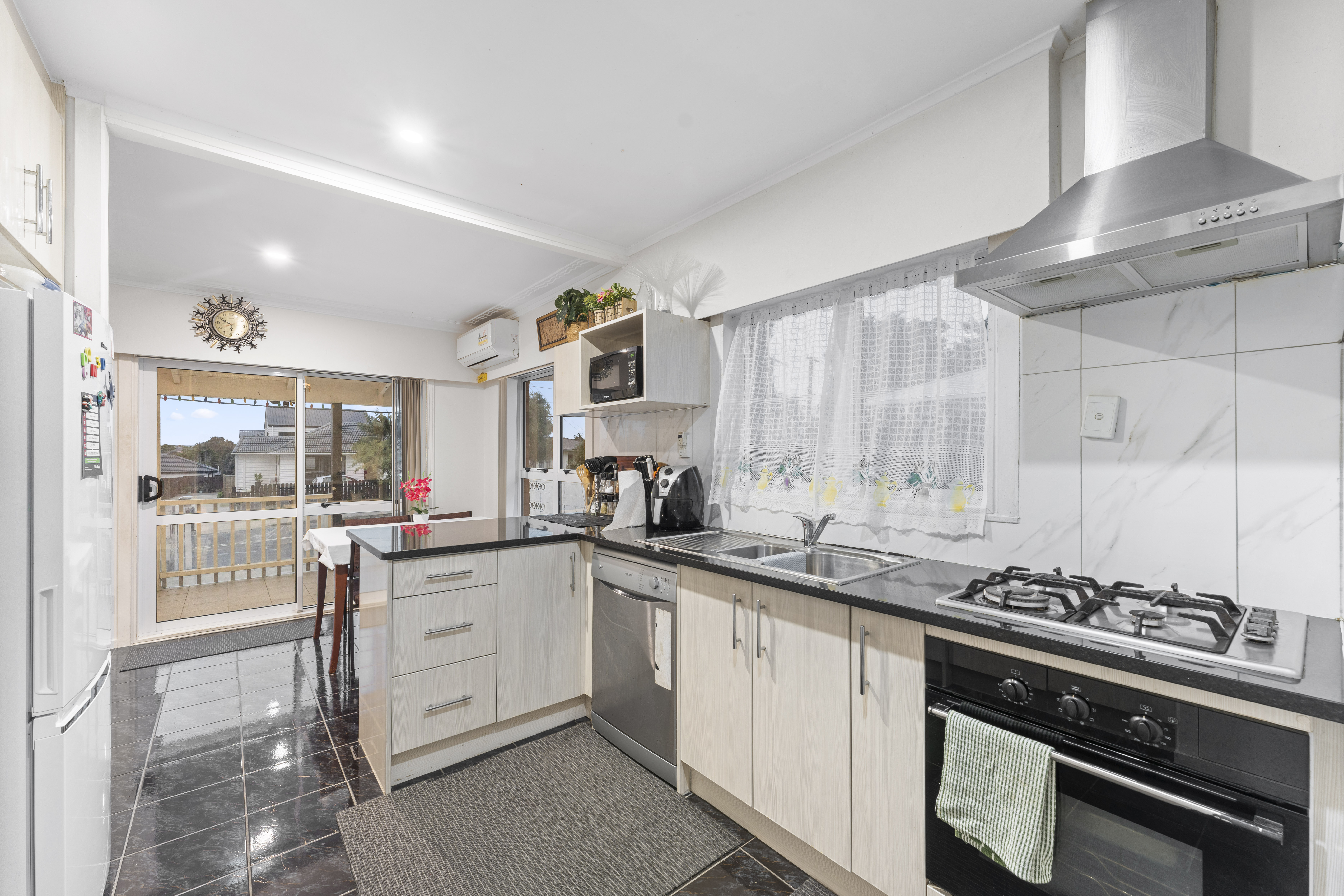 27 Thompson Terrace, Manurewa, Manukau City, 4 Bedrooms, 2 Bathrooms, House