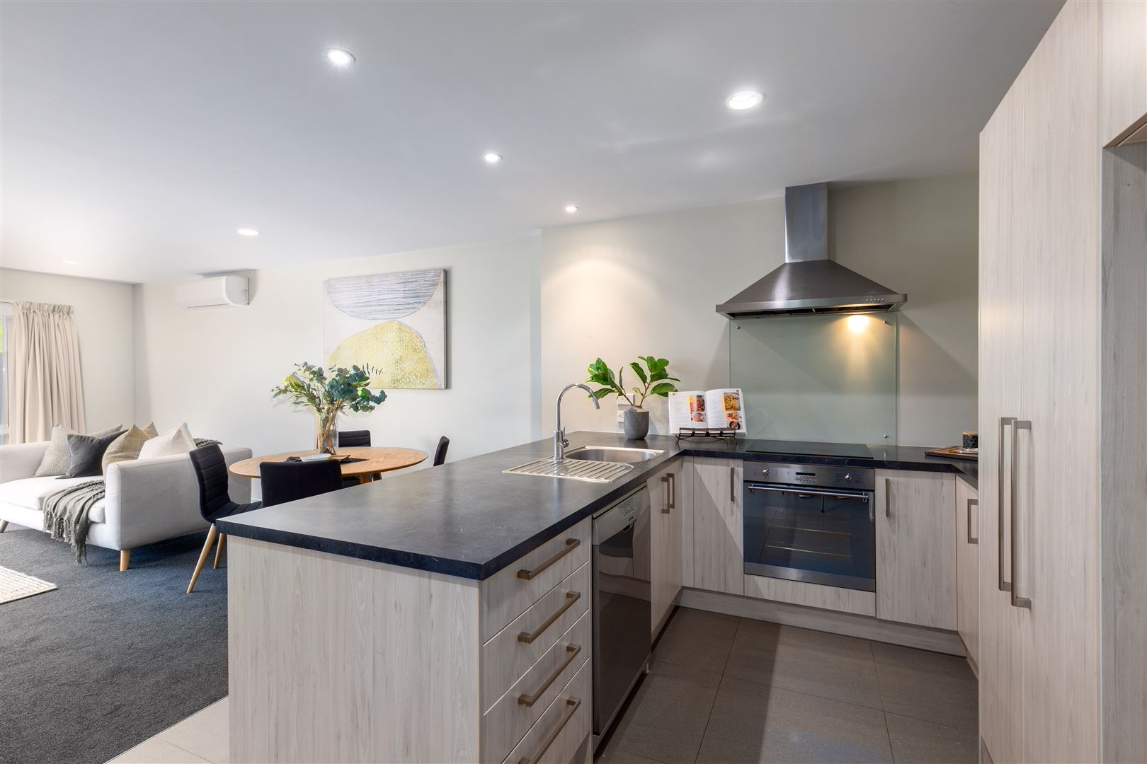 2/39 Gallaghan Close, Wigram, Christchurch City, 3 ਕਮਰੇ, 2 ਬਾਥਰੂਮ, House