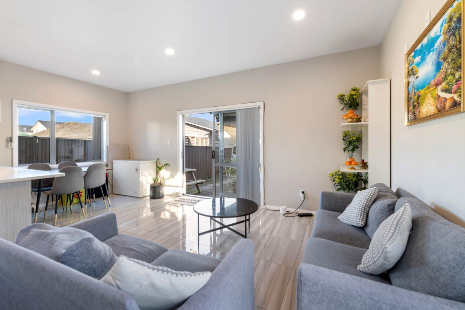 16 Farnborough Crescent, Mangere, Manukau City, 6房, 0浴, Home & Income