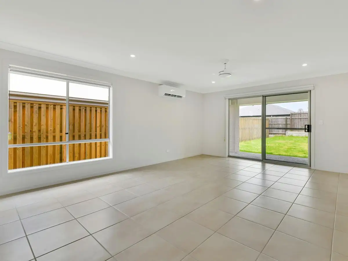 33 MOUNT MEE ST, PARK RIDGE QLD 4125, 0 침실, 0 욕실, House