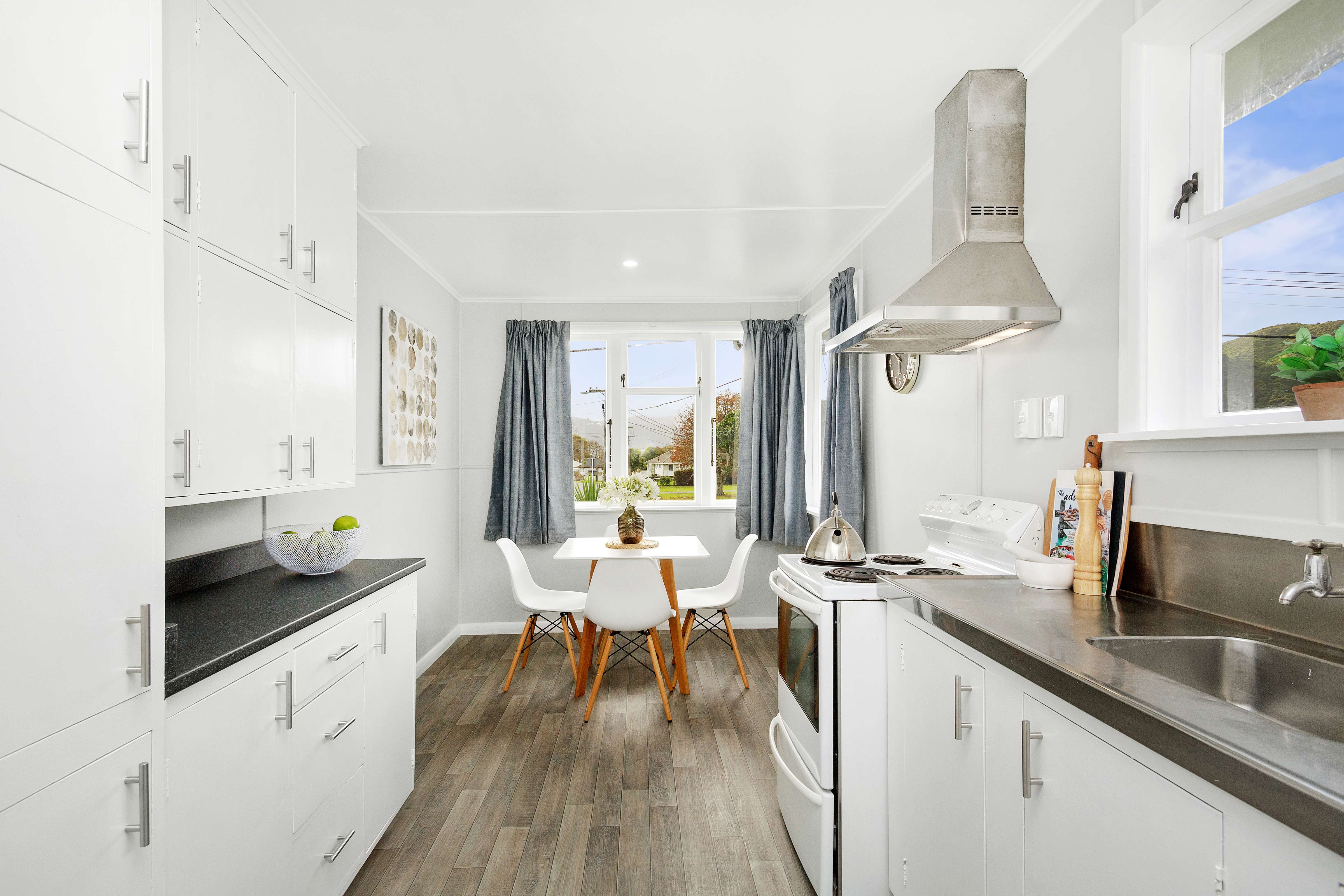 76 Strand Crescent, Naenae, Lower Hutt, 2 Kuwarto, 1 Banyo, House
