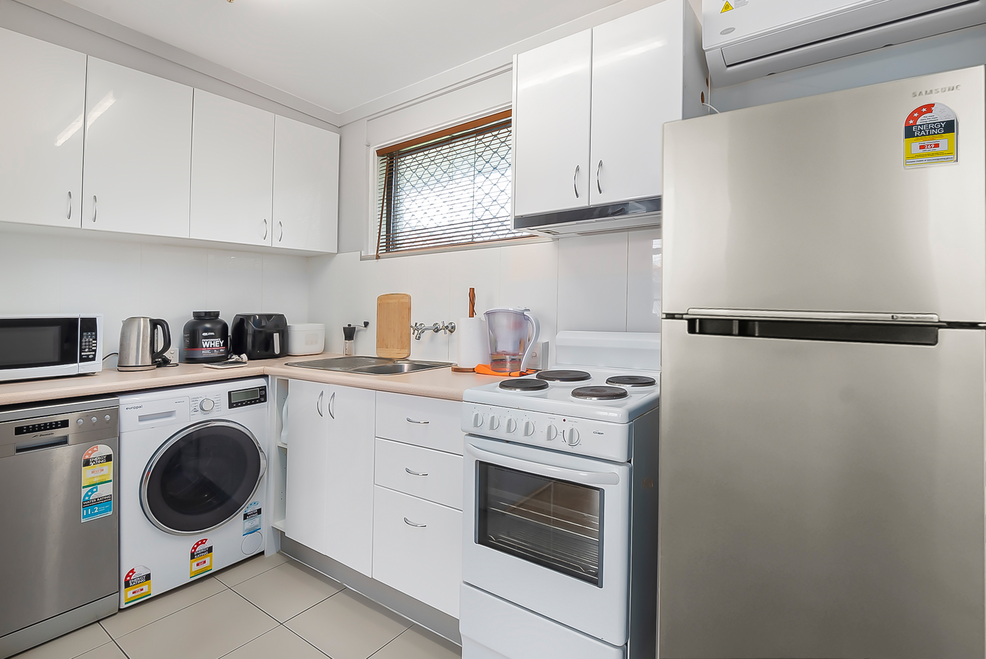 UNIT 12 267 GLADSTONE RD, DUTTON PARK QLD 4102, 0 Bedrooms, 0 Bathrooms, Unit