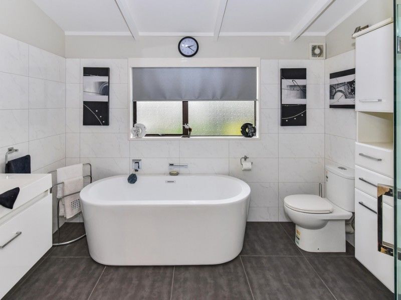 15 Brylee Drive, Conifer Grove, Papakura, 4 chambres, 0 salles de bain