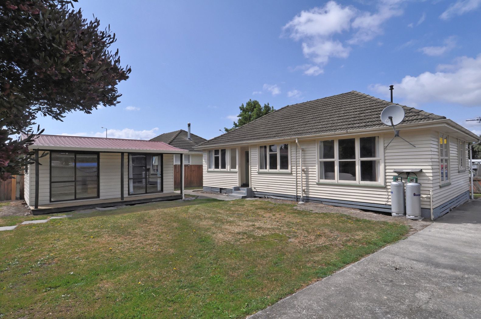 6 Tensing Place, Sockburn, Christchurch City, 4 રૂમ, 1 બાથરૂમ