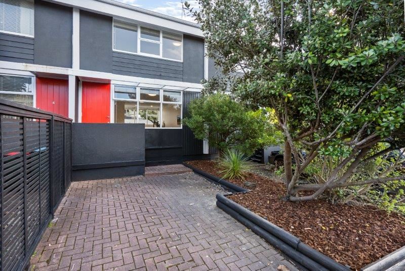 3/7 Don Croot Street, Morningside, Auckland City, 2 રૂમ, 1 બાથરૂમ
